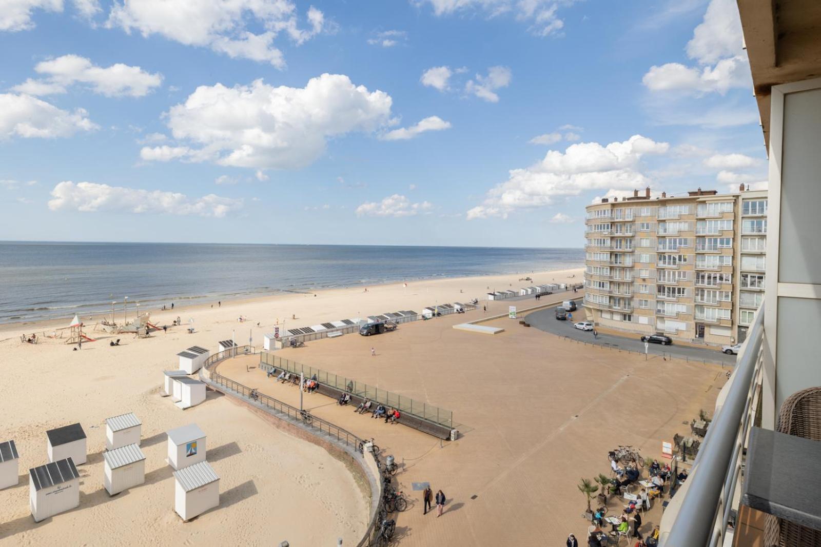 Seaview Type Rotterdam 6p - Comfortabele Flat Met Aparte Slaaphoek Direct Aan Het Strand, Op De Verkeersvrije Zeedijk Appartement